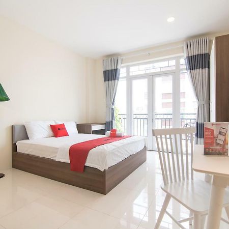 Hotel Reddoorz Near Xo Viet Nghe Tinh Street Thành Pho Ho Chí Minh Esterno foto