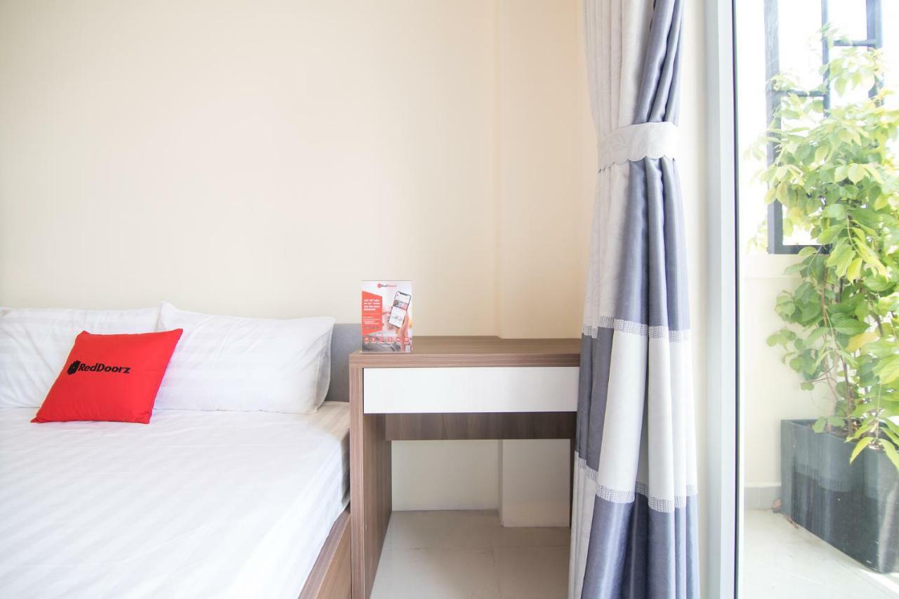 Hotel Reddoorz Near Xo Viet Nghe Tinh Street Thành Pho Ho Chí Minh Esterno foto