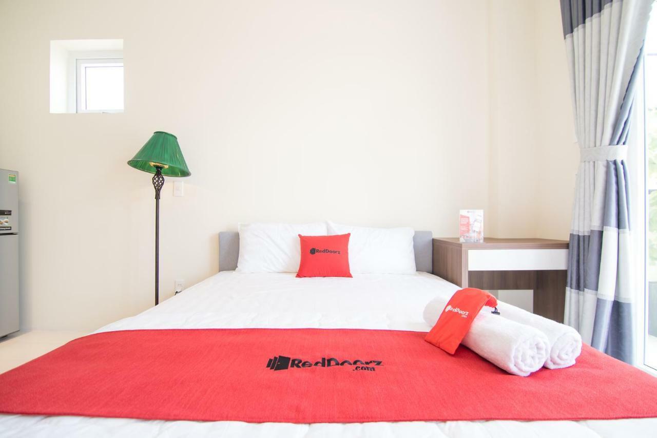 Hotel Reddoorz Near Xo Viet Nghe Tinh Street Thành Pho Ho Chí Minh Esterno foto
